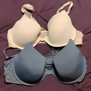 2 Victoria's Secret bras 34C